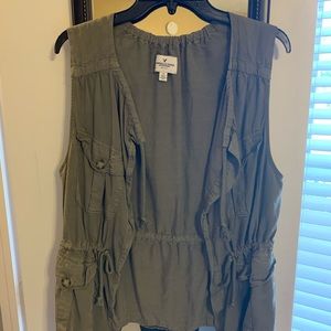 American Eagle conch waist vest Size L